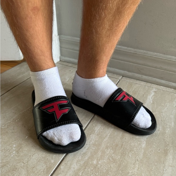 Faze Clan Slides - Picture 5 of 6